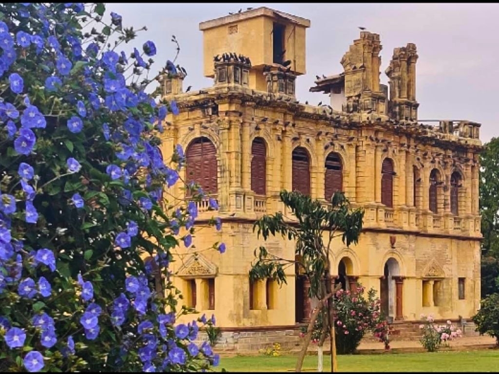 View of Sharad Baug Palace