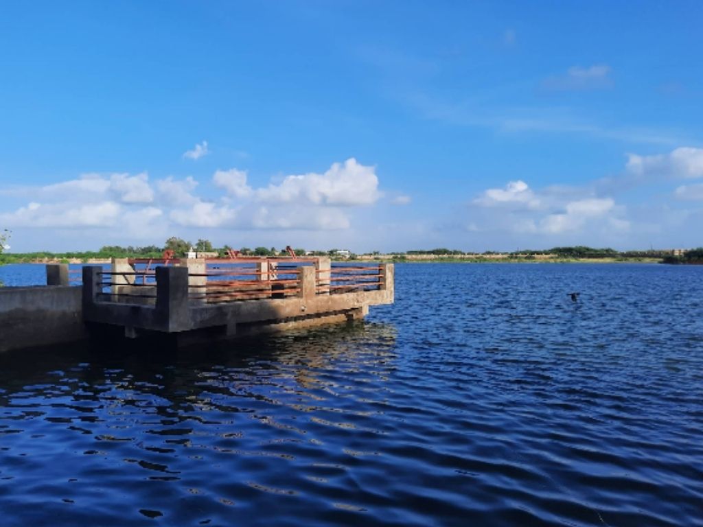 View of Narayan Sarovar Lake