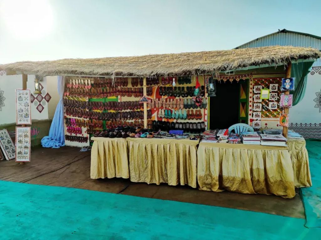 Image representing the Visit Kutch Artisan Villages activity in Kutch.
